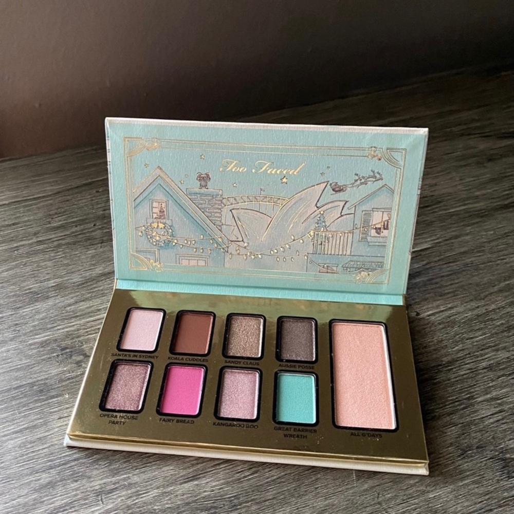 Too faced Christmas in Sydney Palette